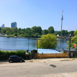  Apartment Ajo - Alte Donau View Balcony - Self-check-in Austria